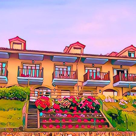 Casa De Las Flores - Apartamento Con Jardin Privado Frente A La Playa De Comillas Ngoại thất bức ảnh