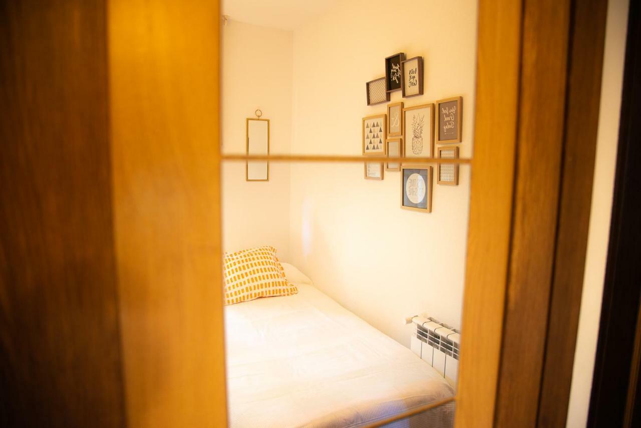 Casa De Las Flores - Apartamento Con Jardin Privado Frente A La Playa De Comillas Ngoại thất bức ảnh